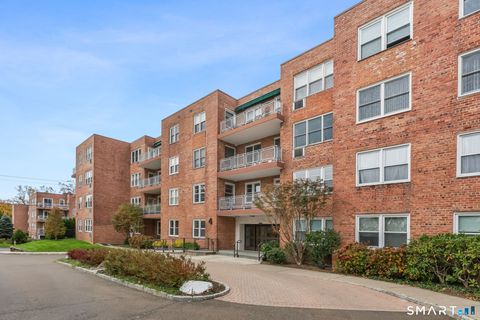 Tiny photo for 4 Putnam Hill #3G, Greenwich, CT 06830 (MLS # 24150369)