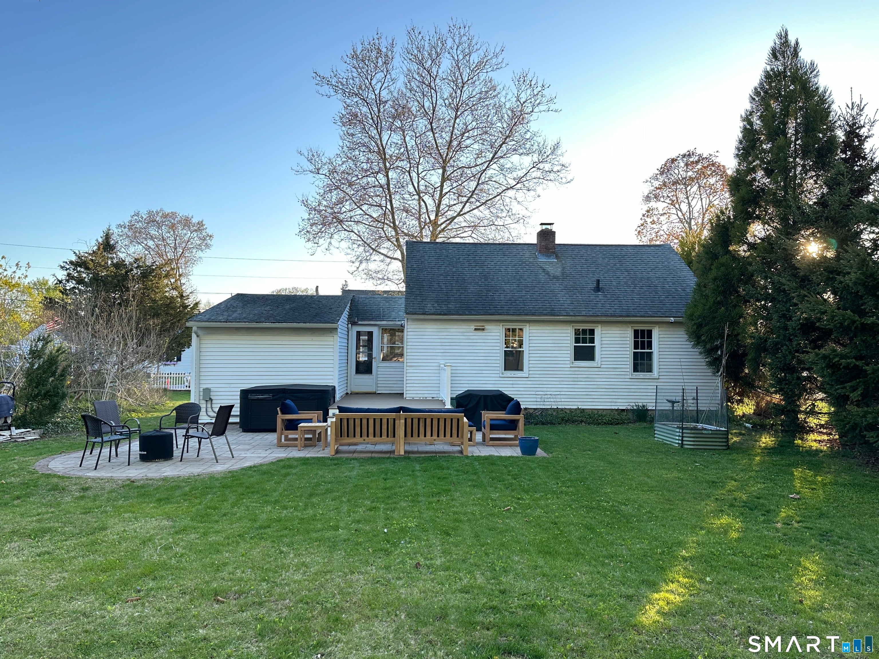 8 Maplewood Drive
