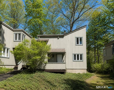 Photo of 8 Lyle Court #G, Farmington, CT 06032 (MLS # 24186735)
