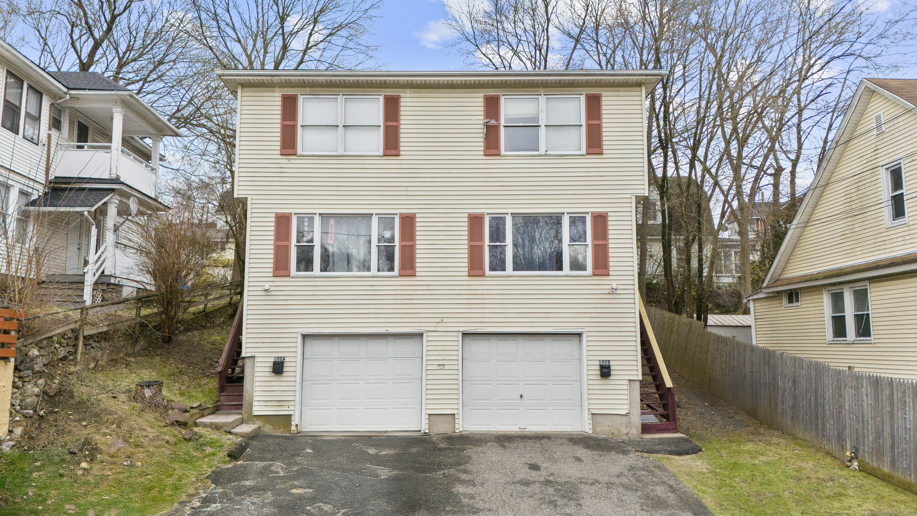 Property for Sale at Meriden Road, Waterbury, Connecticut - Bedrooms: 4 
Bathrooms: 2 
Rooms: 8  - $359,000