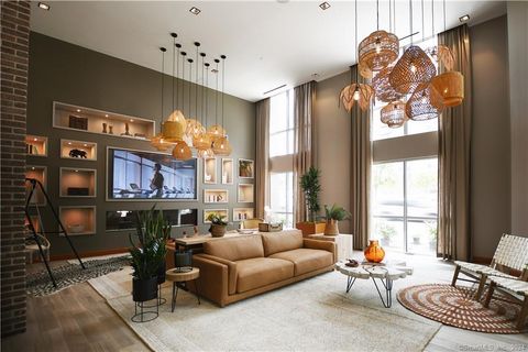 Photo of 2 Harbor Point Road S #1513, Stamford, CT 06902 (MLS # 24170470)