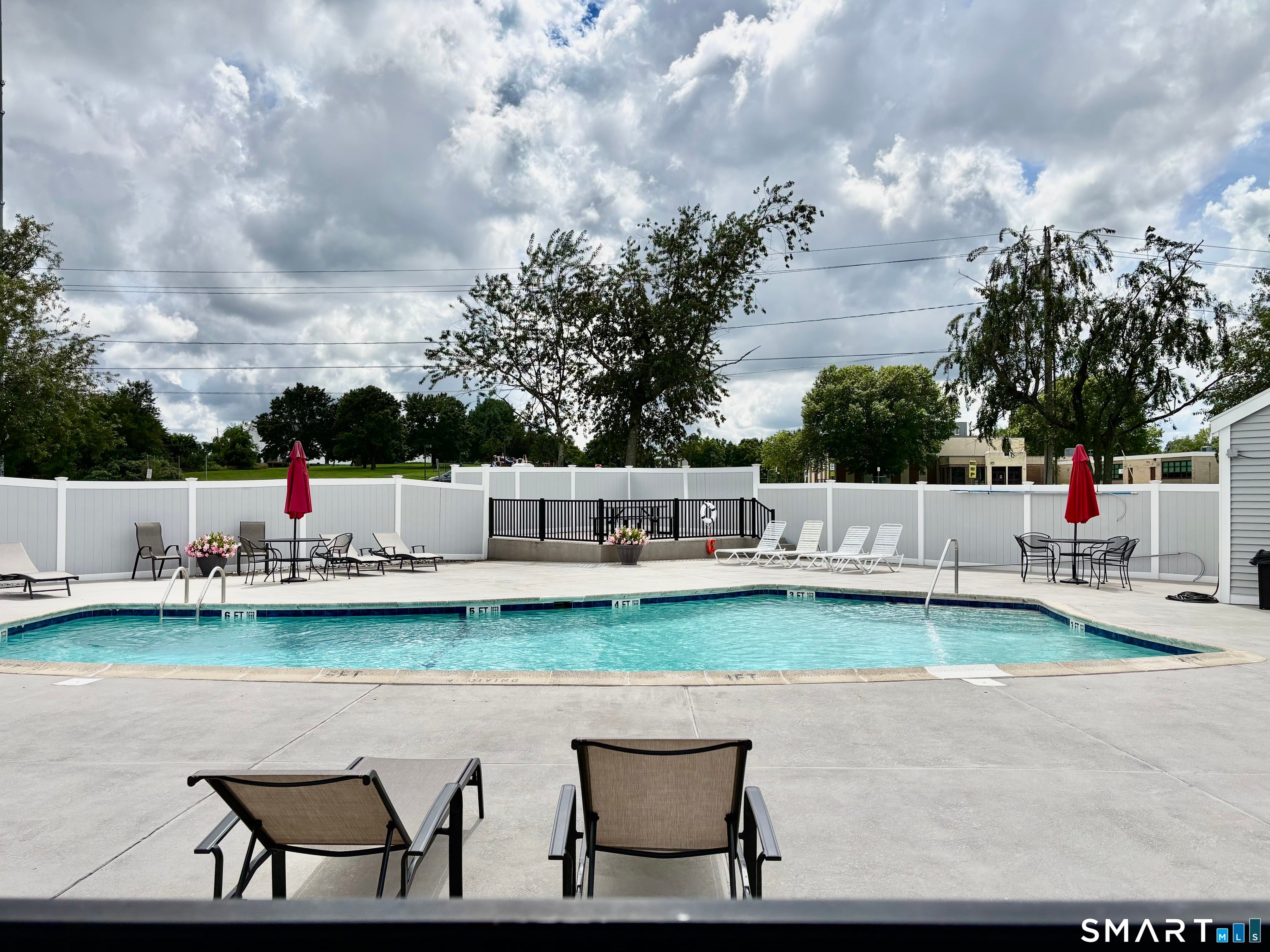 101 Summerhill Road 101