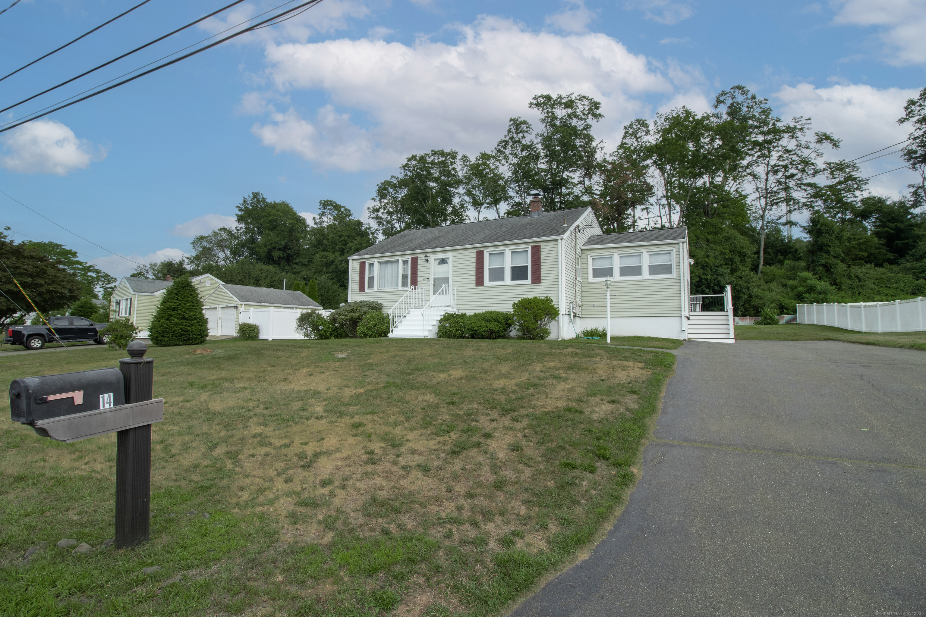 14 Pioneer Drive