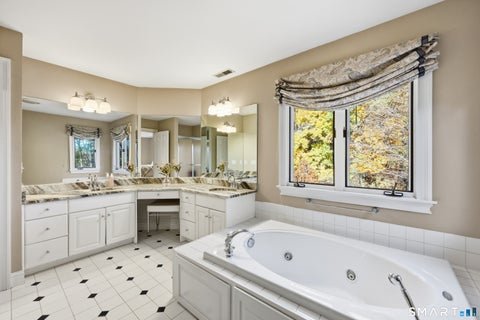 Tiny photo for 52 Orchard Farms Lane, Avon, CT 06001 (MLS # 24217669)
