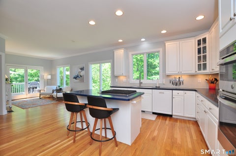 Tiny photo for 24 Gatewood #24, Avon, CT 06001 (MLS # 24176609)