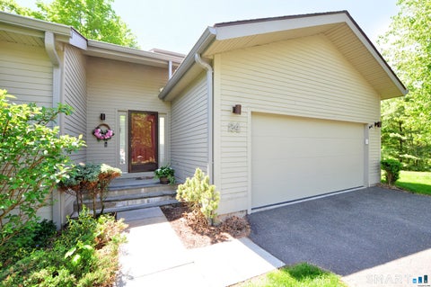 Tiny photo for 24 Gatewood #24, Avon, CT 06001 (MLS # 24176609)