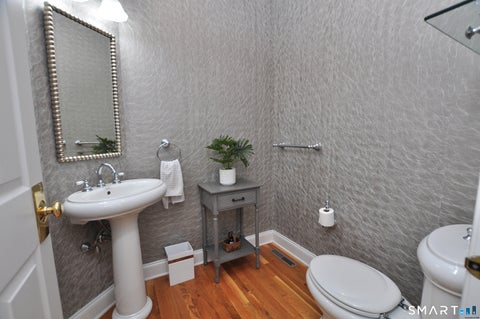 Tiny photo for 24 Gatewood #24, Avon, CT 06001 (MLS # 24176609)