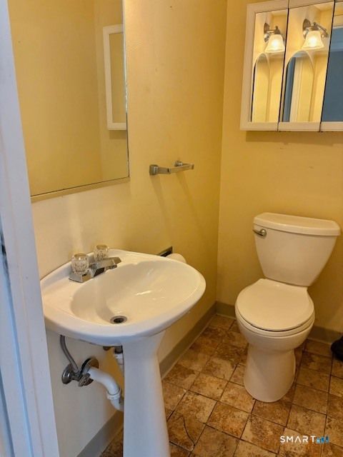 Tiny photo for 203 Thompson Street #E, East Haven, CT 06513 (MLS # 24168256)