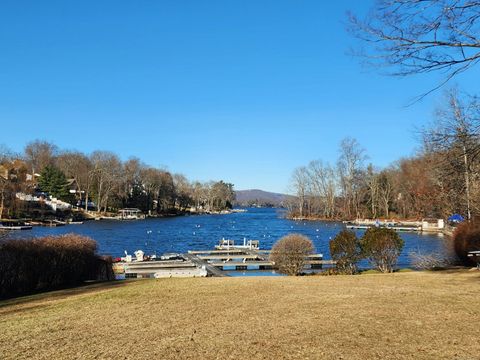 Tiny photo for 6 Indian Avenue, Danbury, CT 06811 (MLS # 24151939)