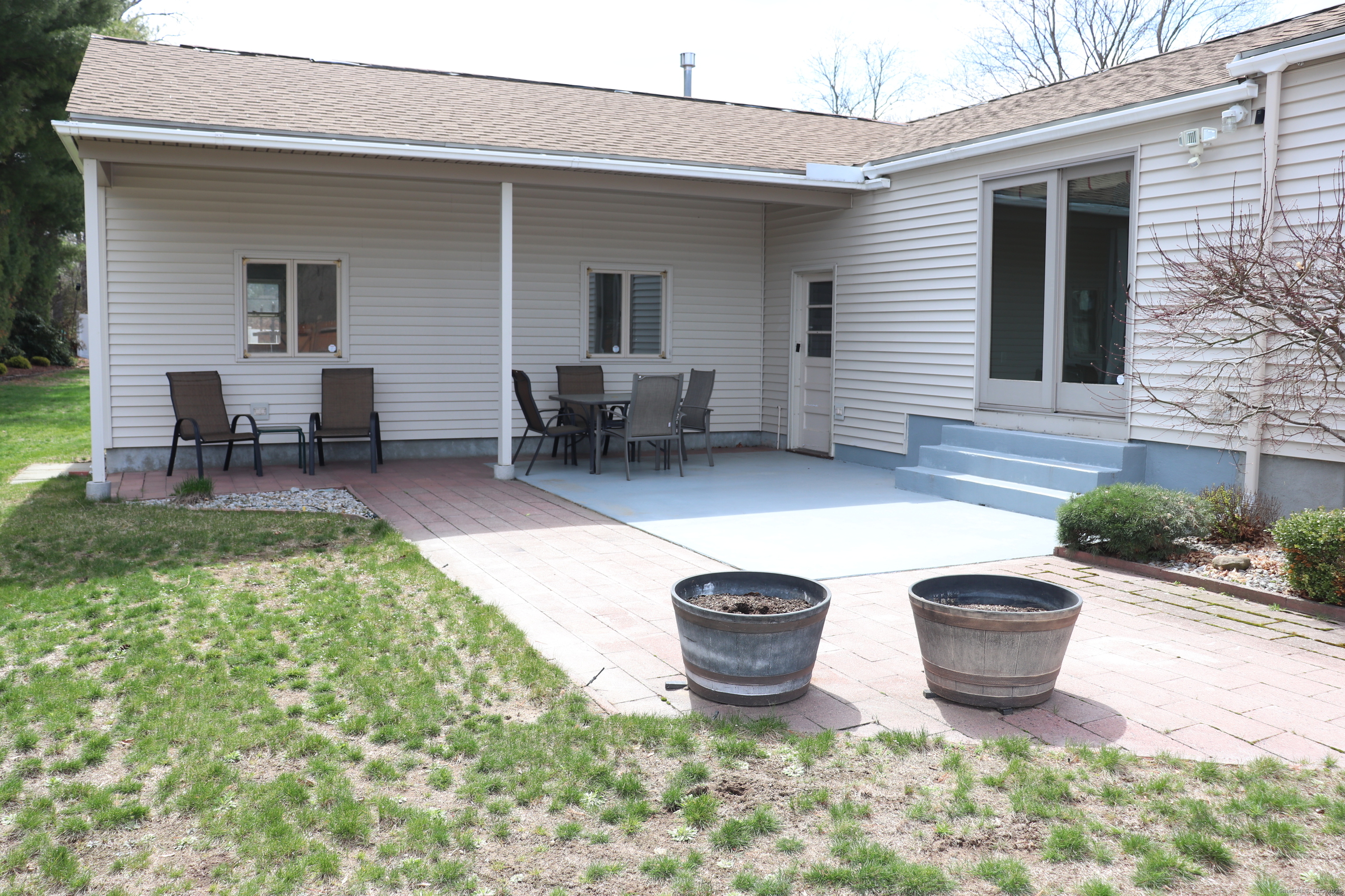 1 Sunrise Circle, Enfield, Connecticut image 7
