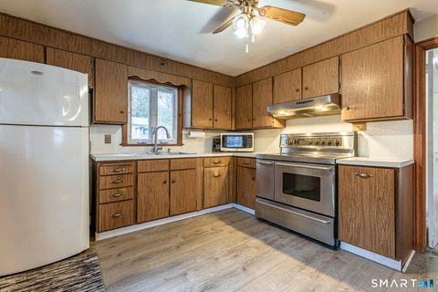 Tiny photo for 190 Chestnut Street, Manchester, CT 06040 (MLS # 24150064)