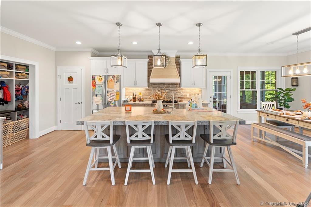 40 Holcomb Street, Simsbury, Connecticut image 11
