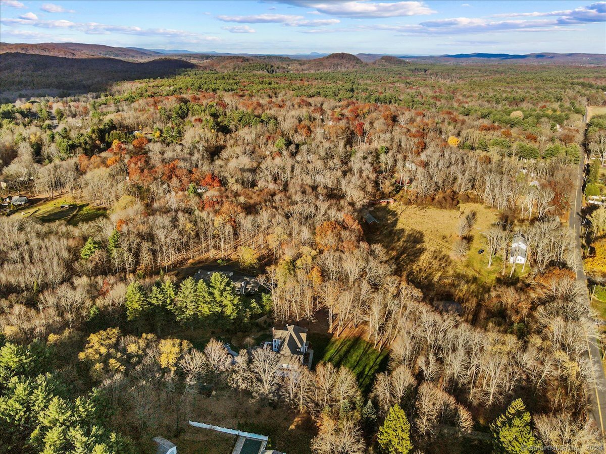 40 Holcomb Street, Simsbury, Connecticut image 21