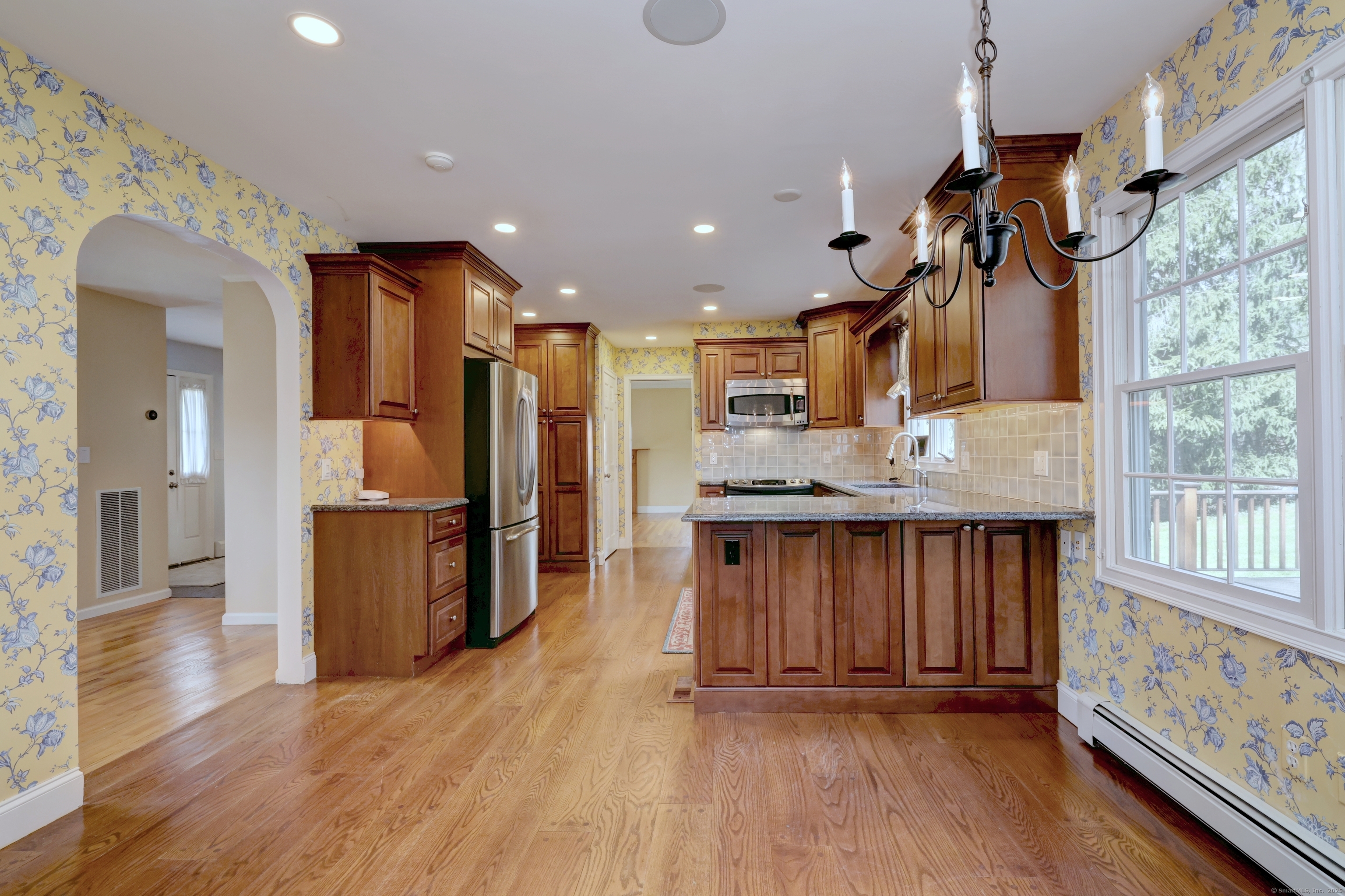 16 Blackberry Road, Trumbull, Connecticut image 13