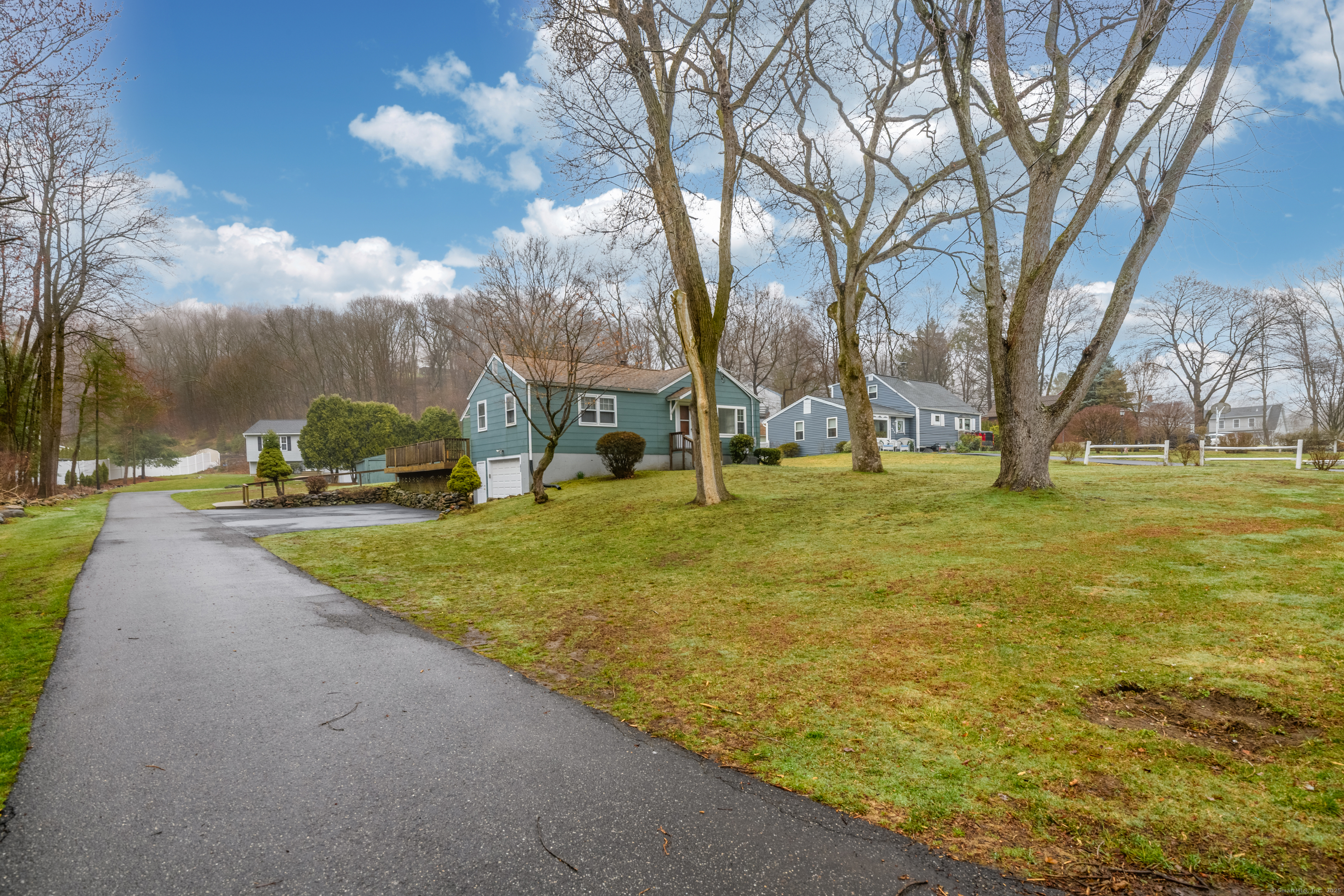 467 Burton Road, Beacon Falls, Connecticut image 28