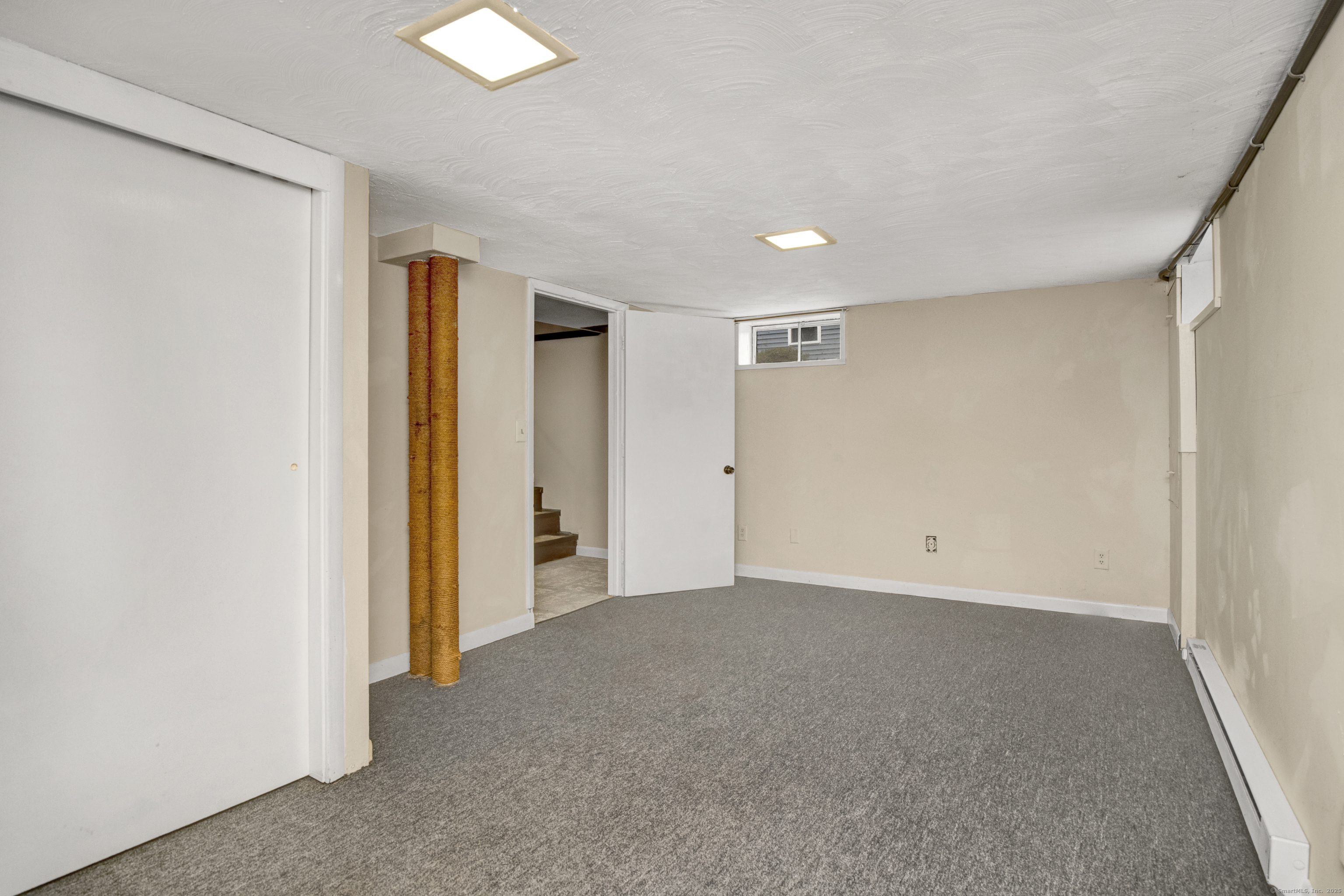 467 Burton Road, Beacon Falls, Connecticut image 24