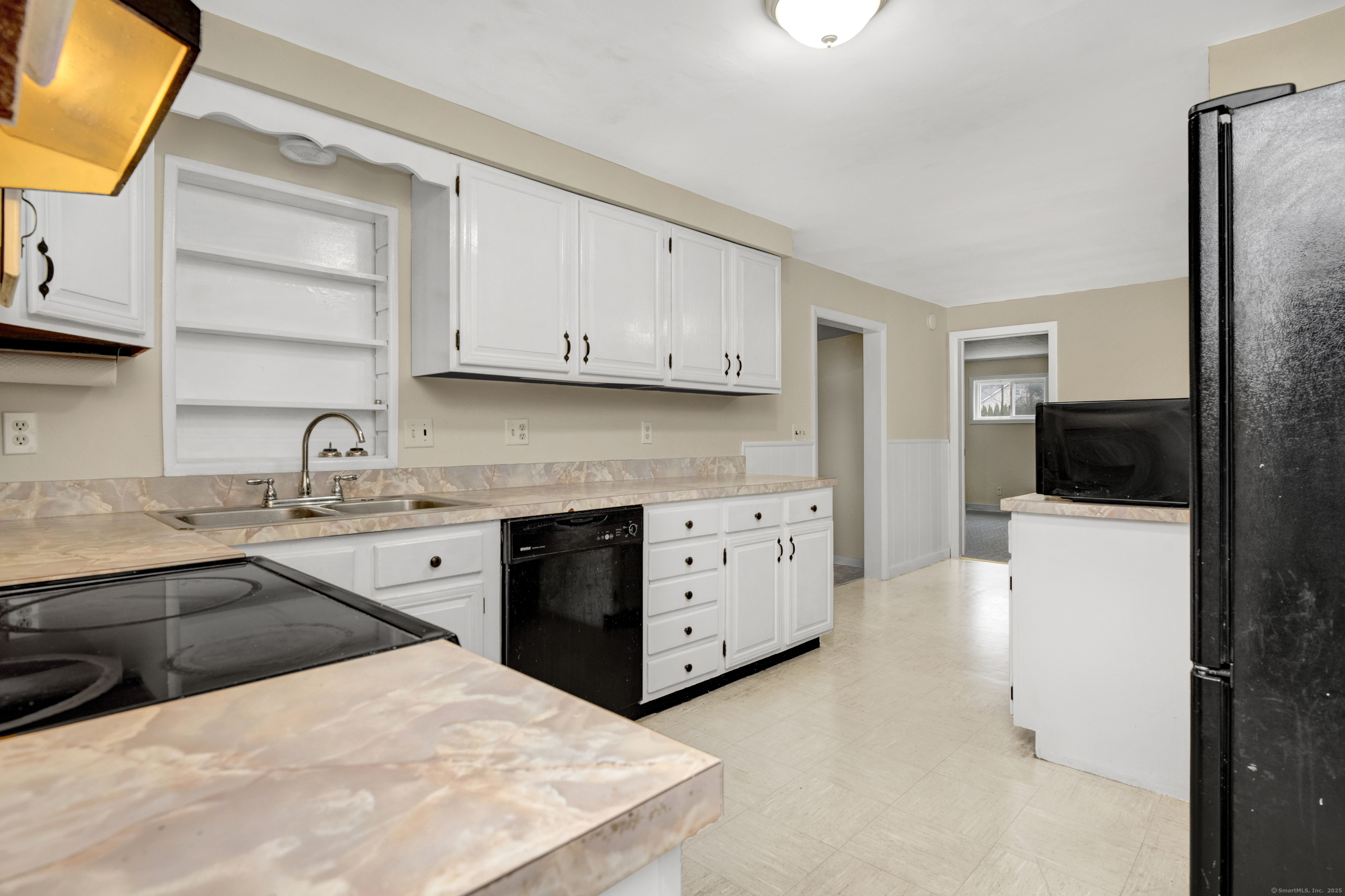 467 Burton Road, Beacon Falls, Connecticut image 6