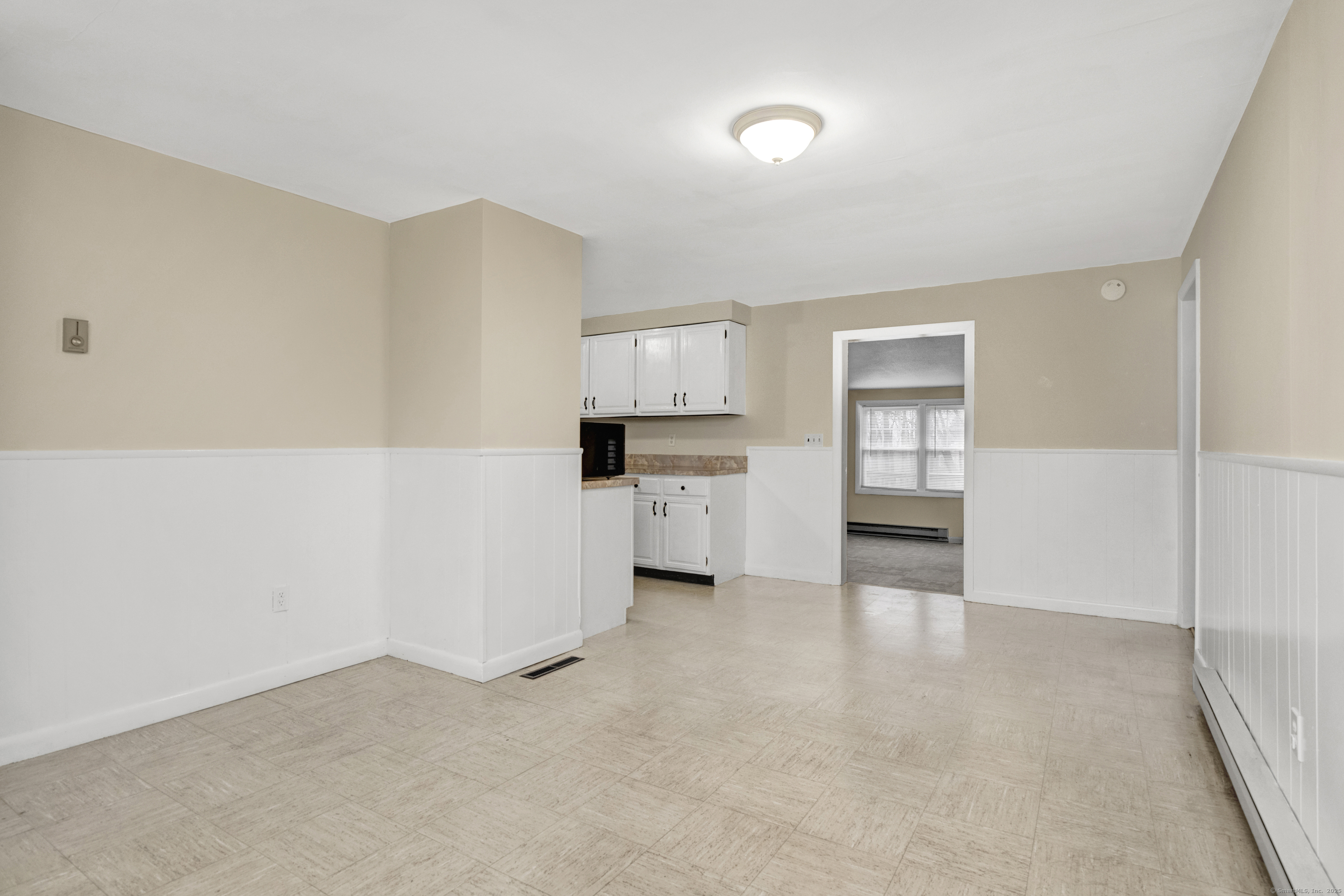 467 Burton Road, Beacon Falls, Connecticut image 9
