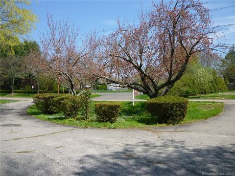 Tiny photo for 927 Burroughs Road, Fairfield, CT 06825 (MLS # 24148298)