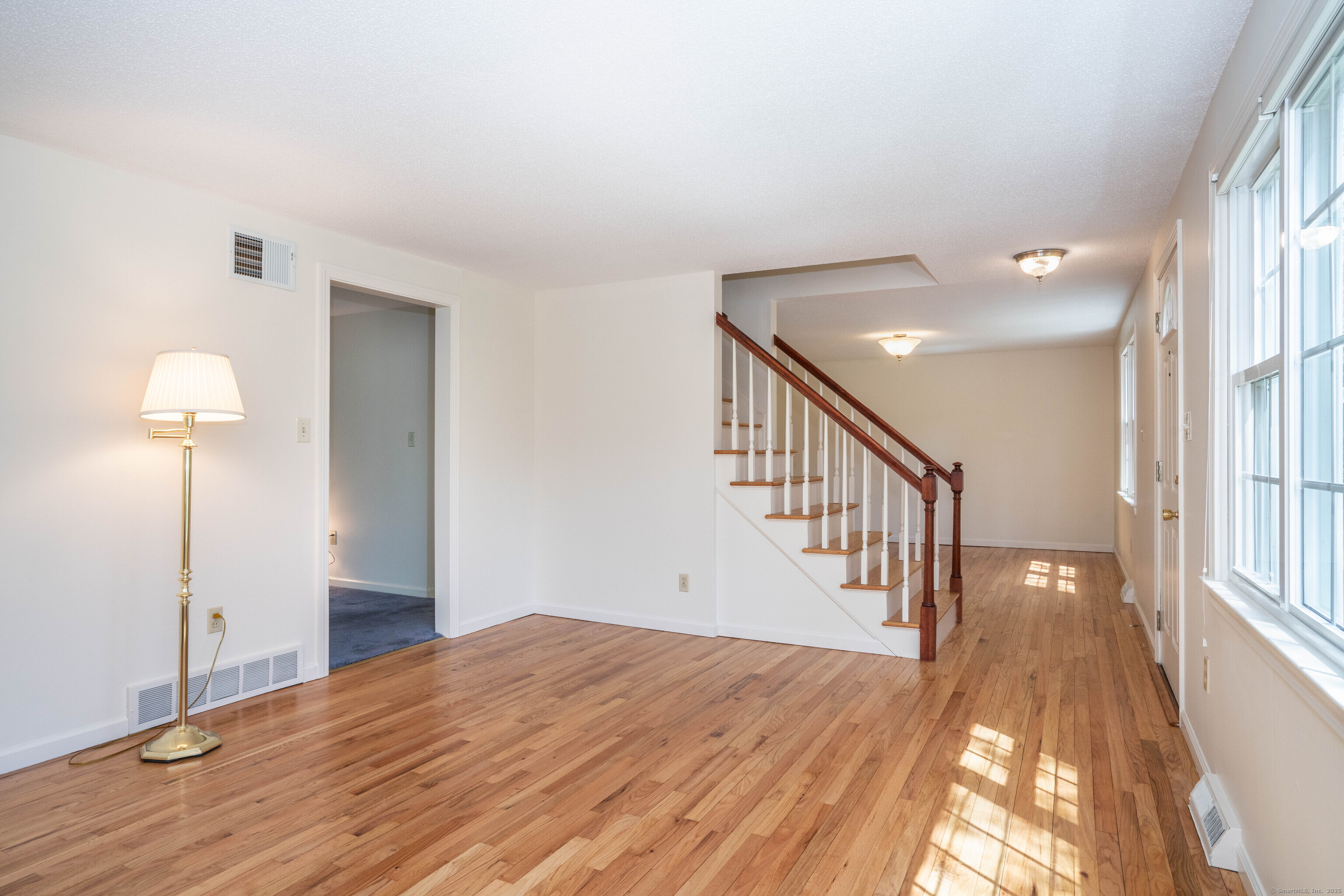 61 Simsbury Manor Drive, Simsbury, Connecticut image 6