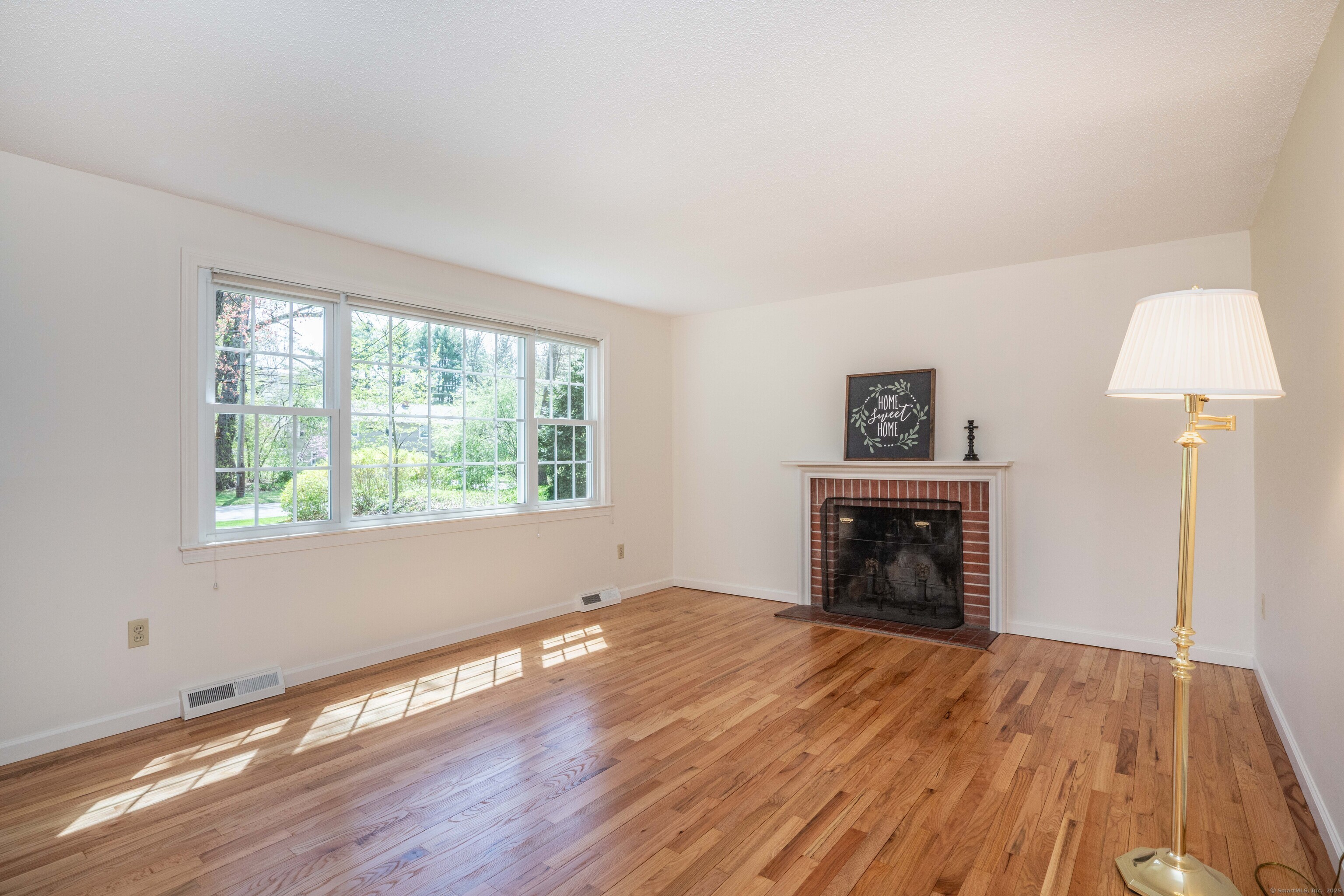 61 Simsbury Manor Drive, Simsbury, Connecticut image 4