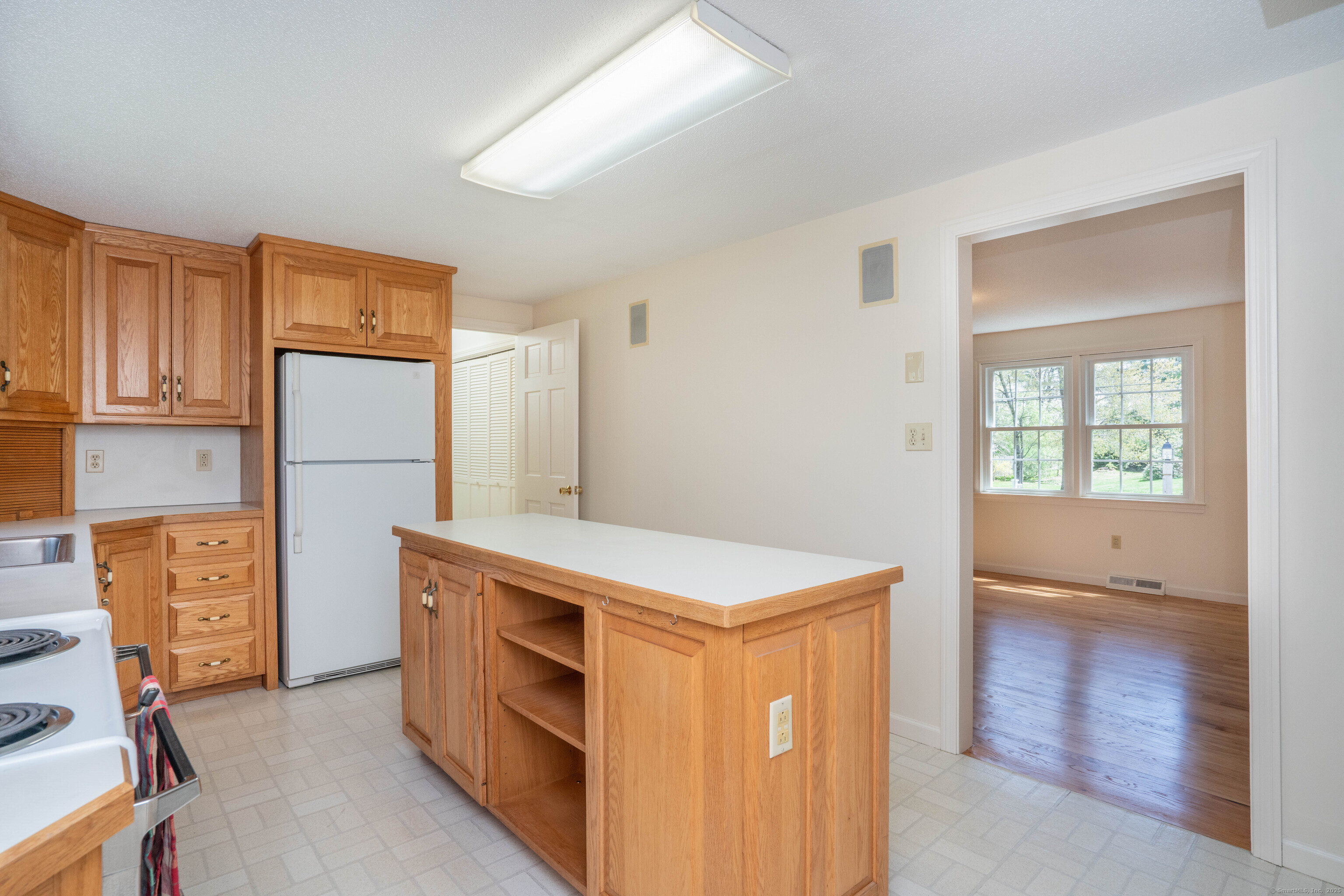61 Simsbury Manor Drive, Simsbury, Connecticut image 13