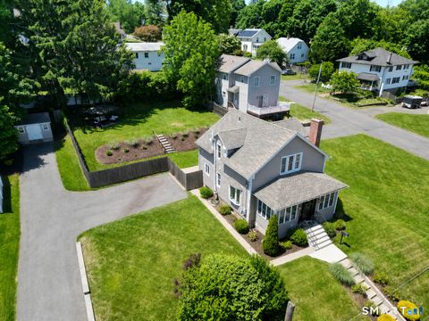 Photo of 37 Broadview Street, Newington, CT 06111 (MLS # 24178051)