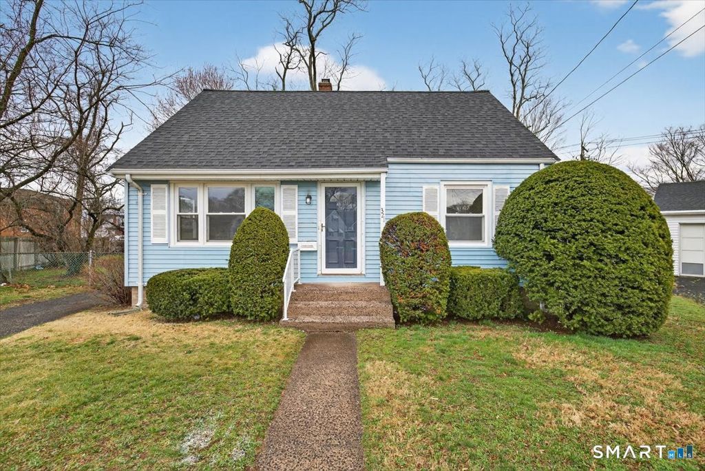 Photo of 321 Franklin Road, Hamden, CT 06517 (MLS # 24164049)