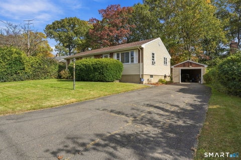 Photo of 129 Forestview Road, Bridgeport, CT 06606 (MLS # 24216506)