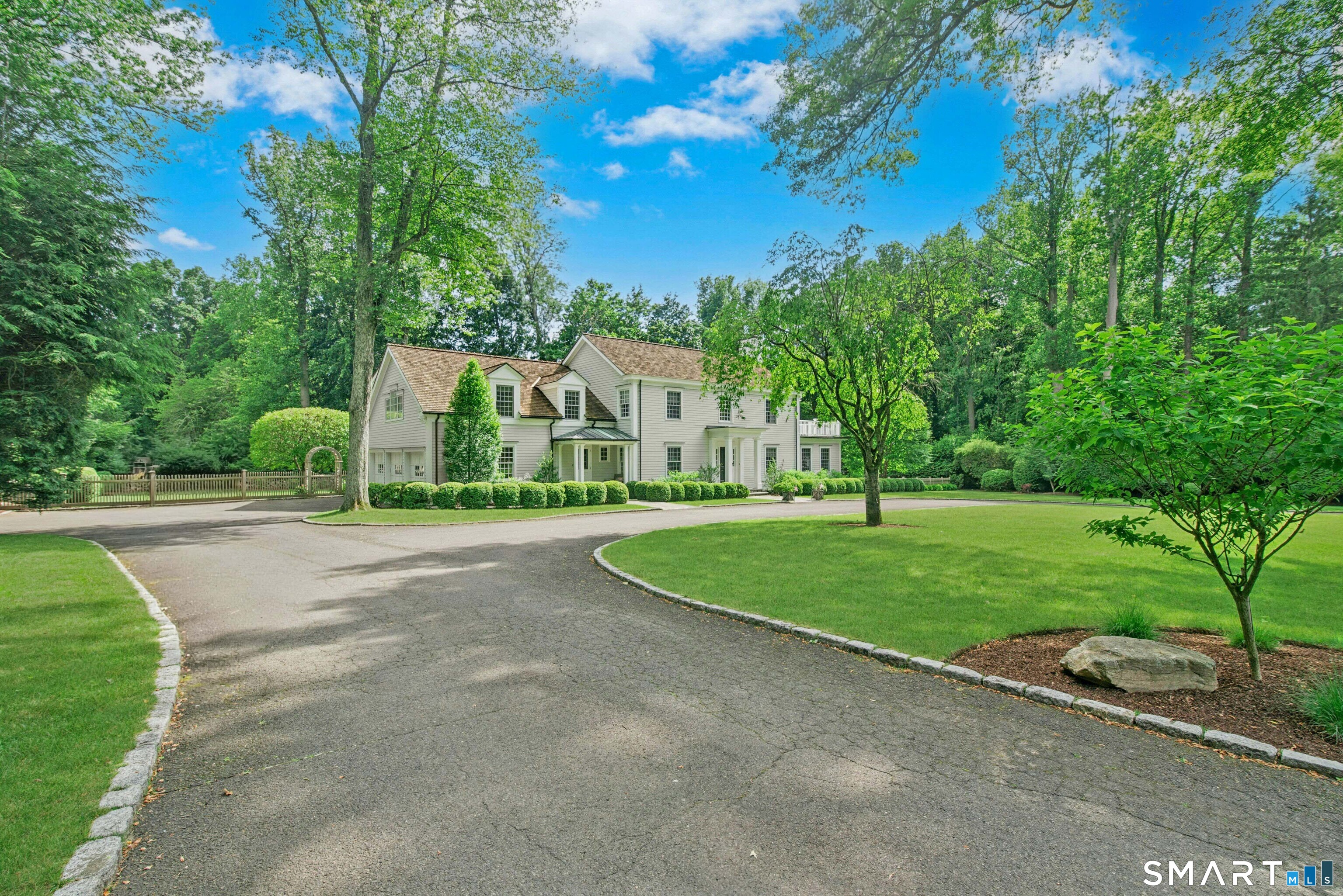 20 Buttonwood Lane