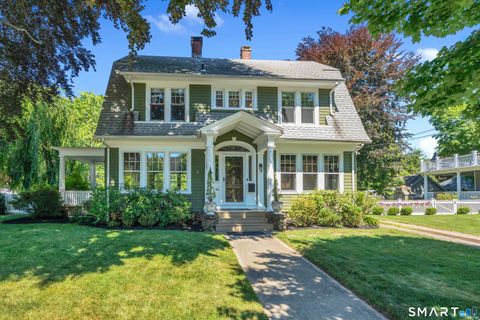 Photo of 84 Alden Avenue, New Haven, CT 06515 (MLS # 24182433)