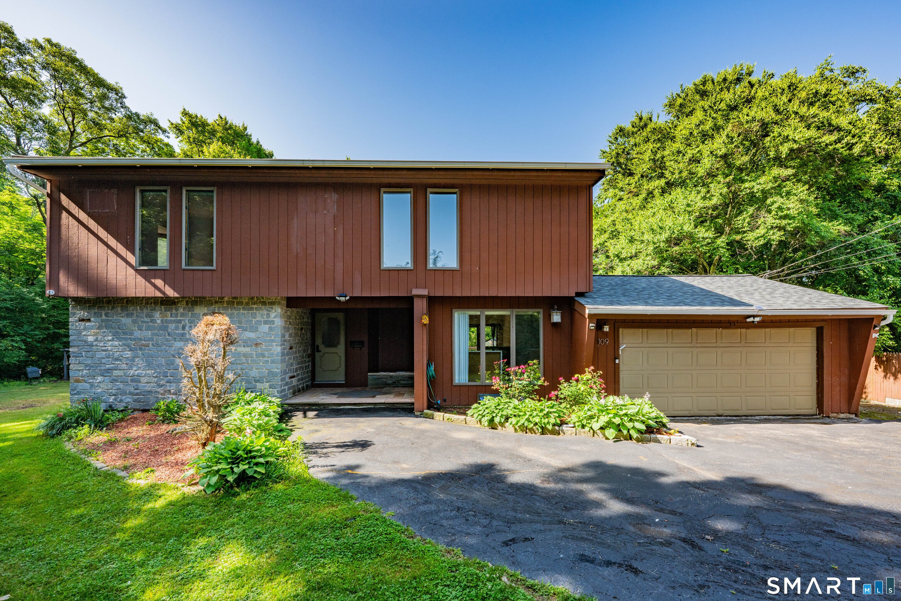 109 Spruce Drive