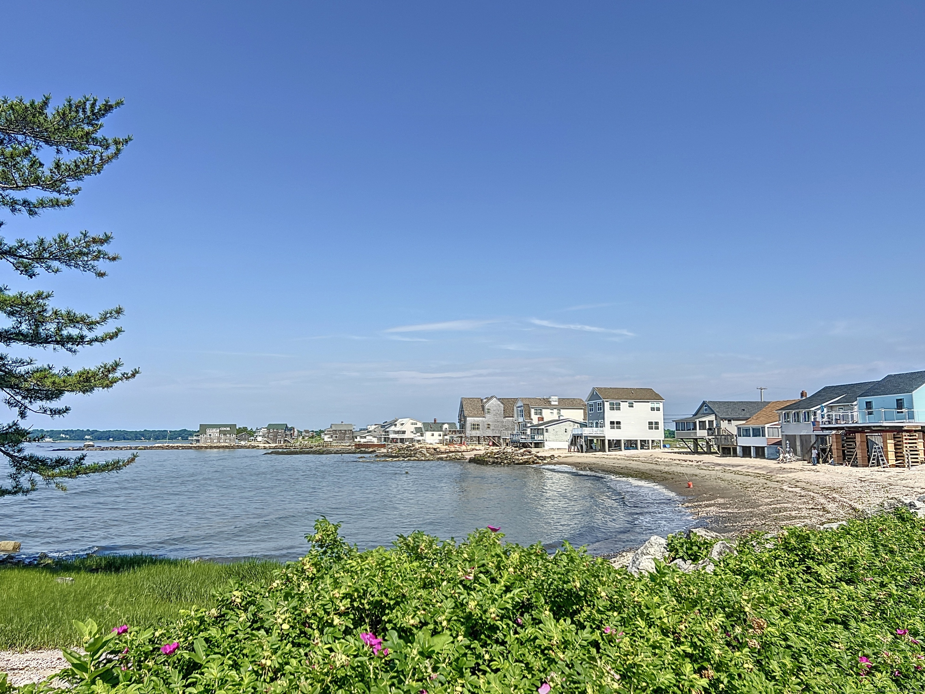 Rental Property at Circle Beach Road, Madison, Connecticut - Bedrooms: 3 
Bathrooms: 2 
Rooms: 6  - $6,500 MO.