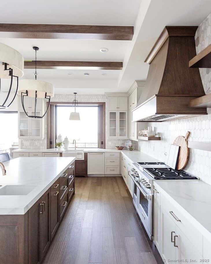 15 Rocco Drive, East Lyme, Connecticut image 3