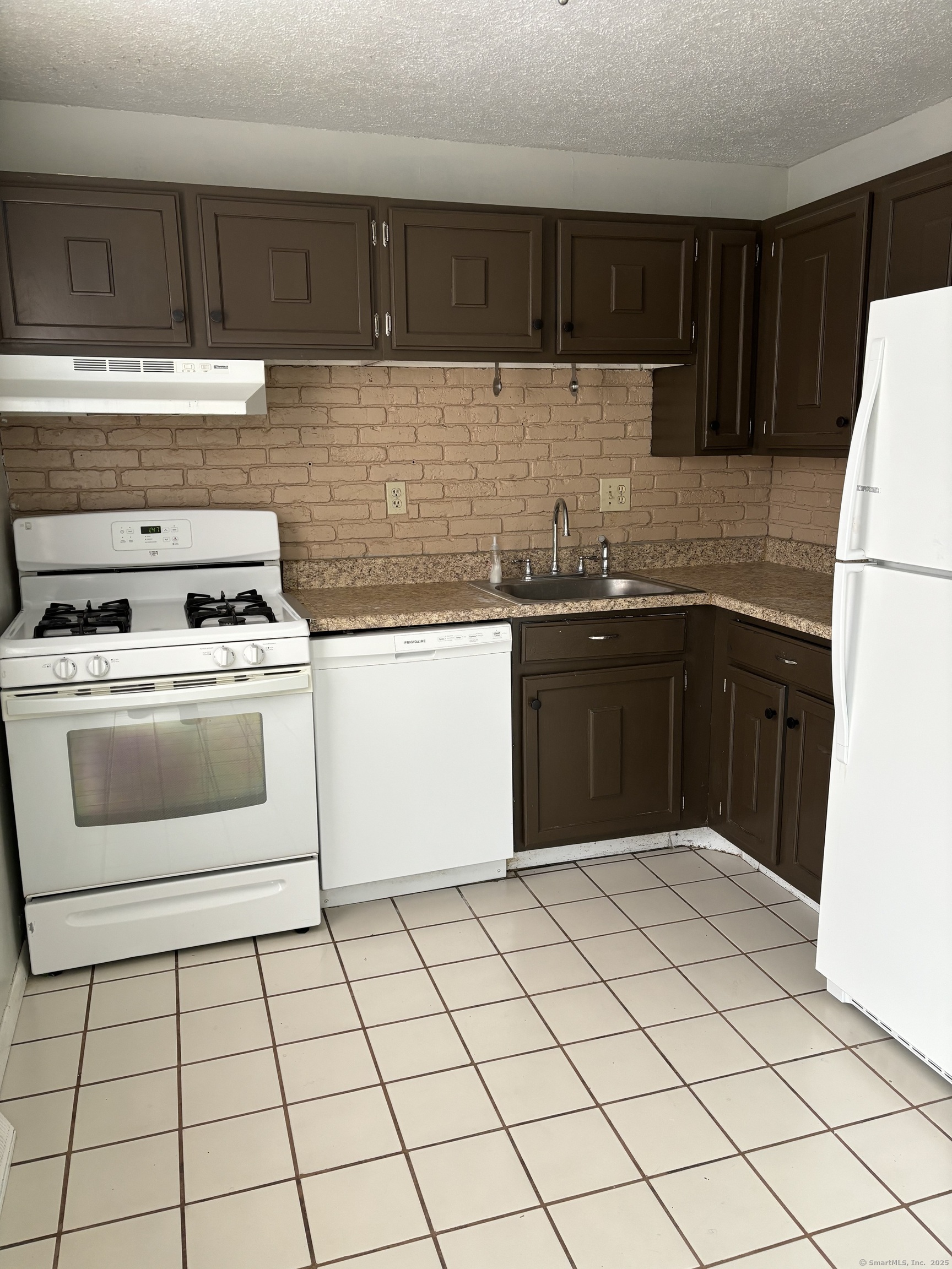 130 Robertson Street #130, Bristol, Connecticut image 2