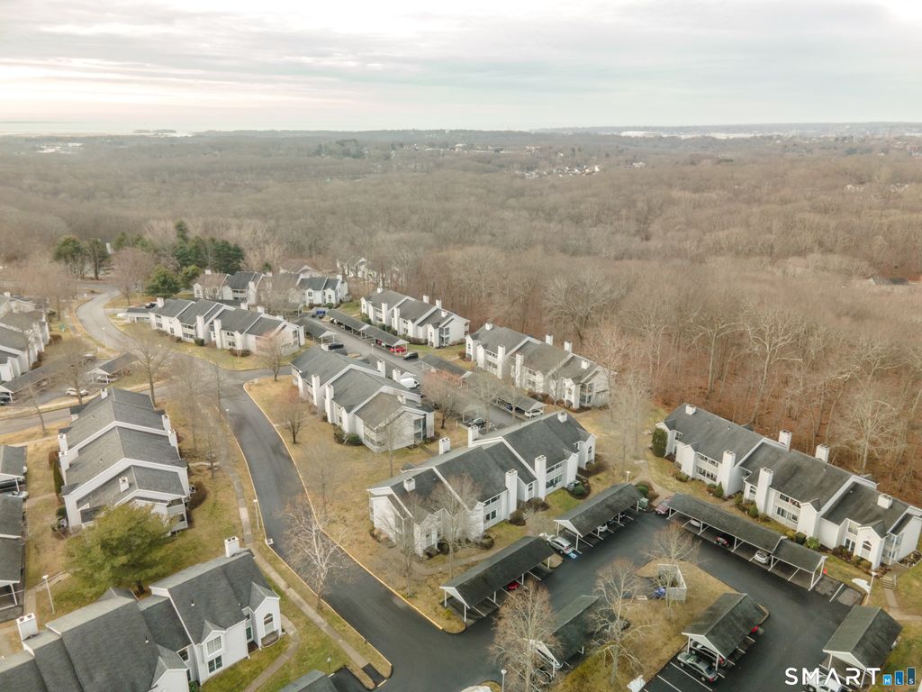 Photo of 75 Crown Knoll Court #APT 103, Groton, CT 06340 (MLS # 24148846)