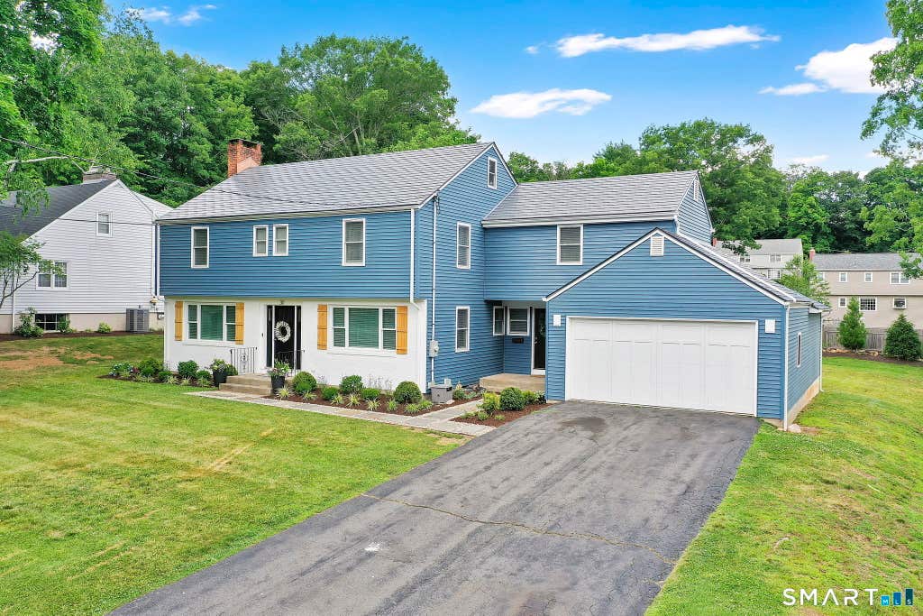 Photo of 30 Avondale Road, West Hartford, CT 06117 (MLS # 24186044)
