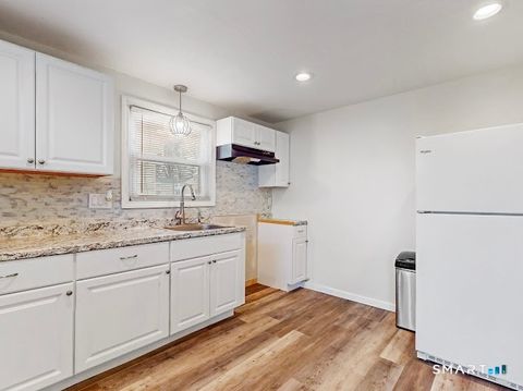 Tiny photo for 323 Saybrooke Street, Hartford, CT 06106 (MLS # 24165450)