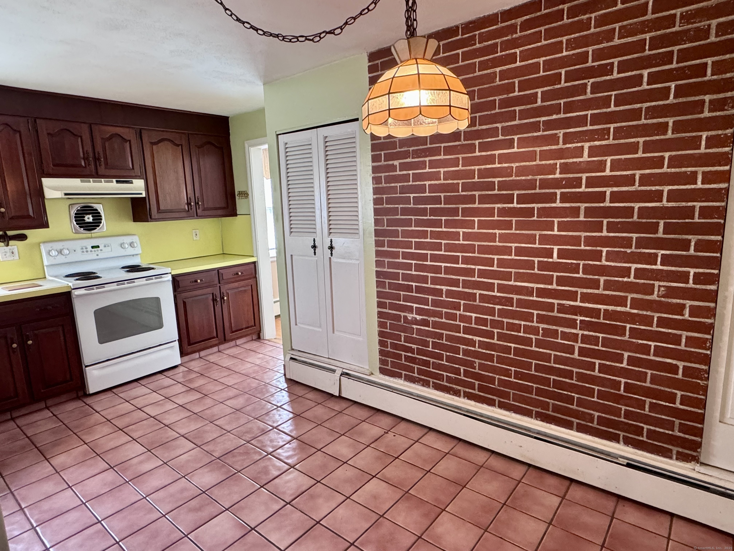 30 Chestnut Drive, Windsor, Connecticut image 7
