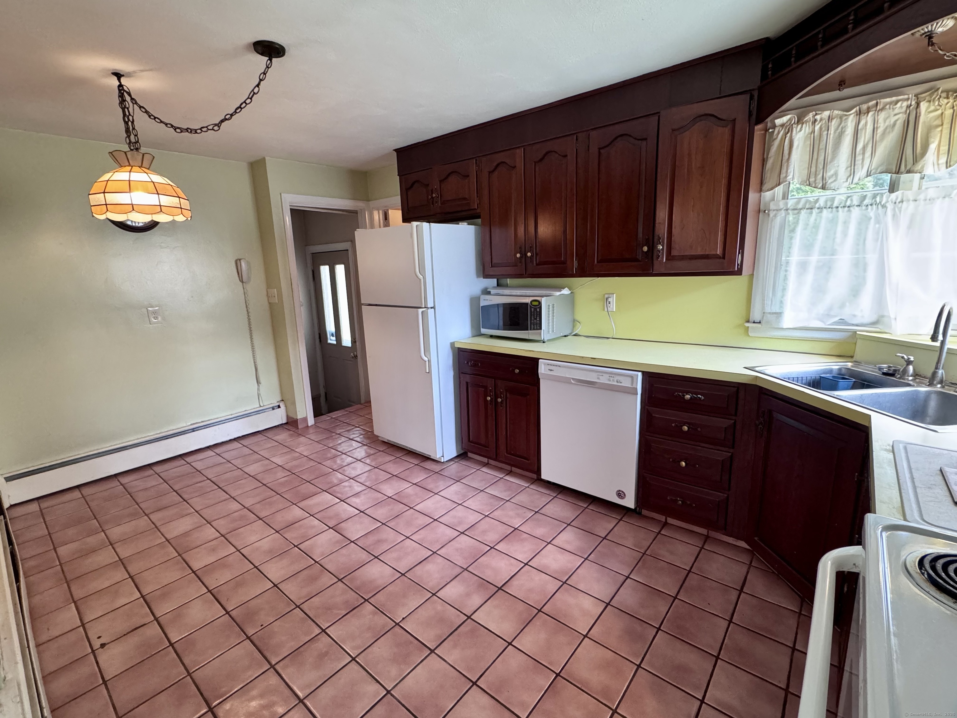 30 Chestnut Drive, Windsor, Connecticut image 5