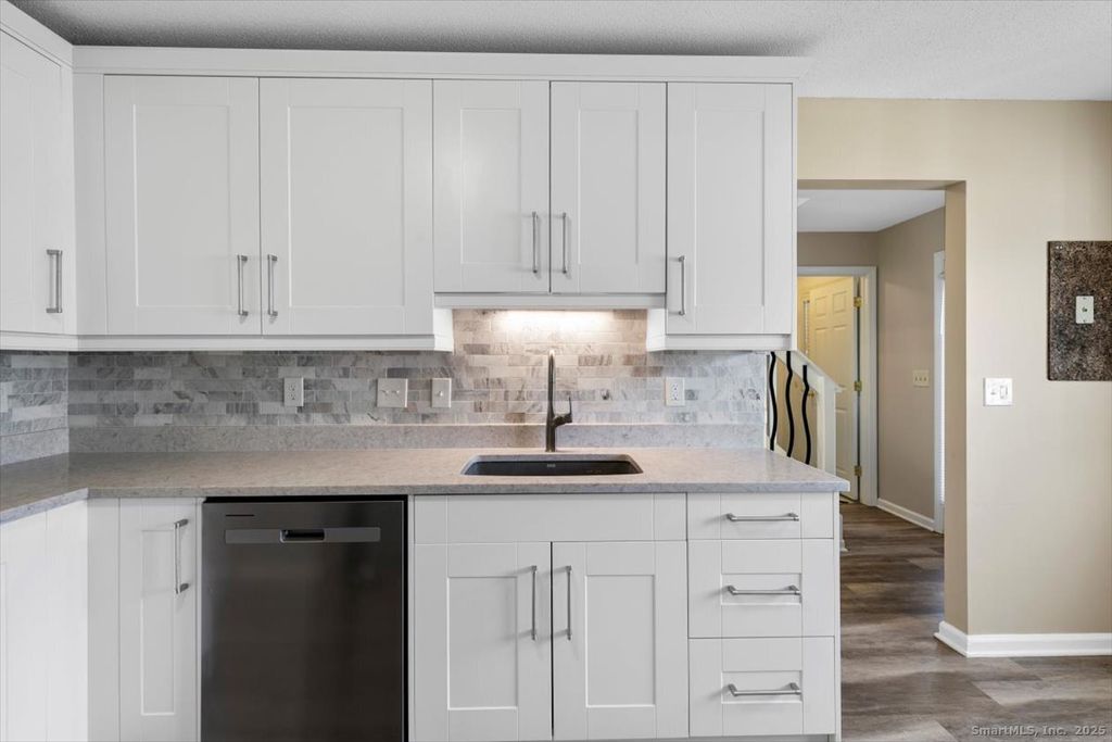 Photo of 372 Old Rock Road #372, Branford, CT 06405 (MLS # 24141621)