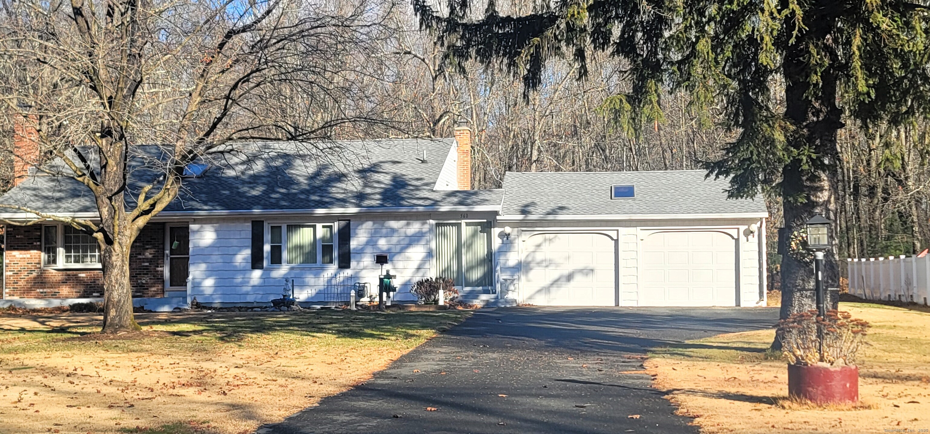 560 Governors Highway