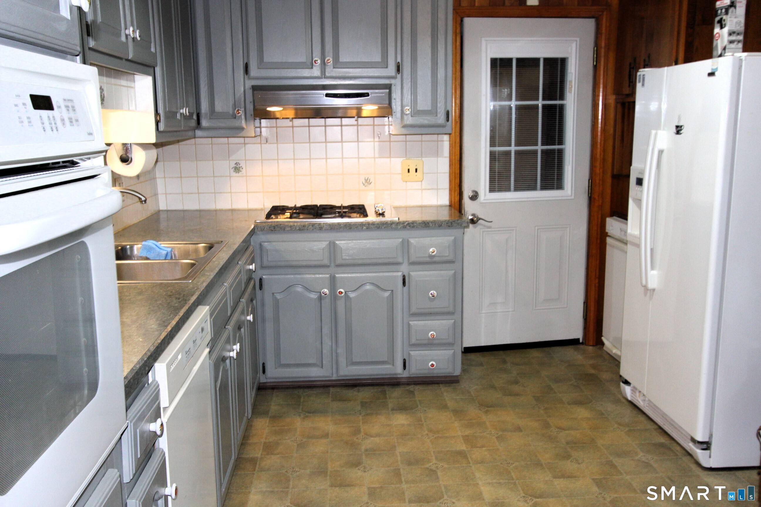 560 Governors Highway