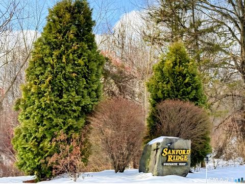 Tiny photo for 20 Sanford Ridge #20, East Granby, CT 06026 (MLS # 24147511)