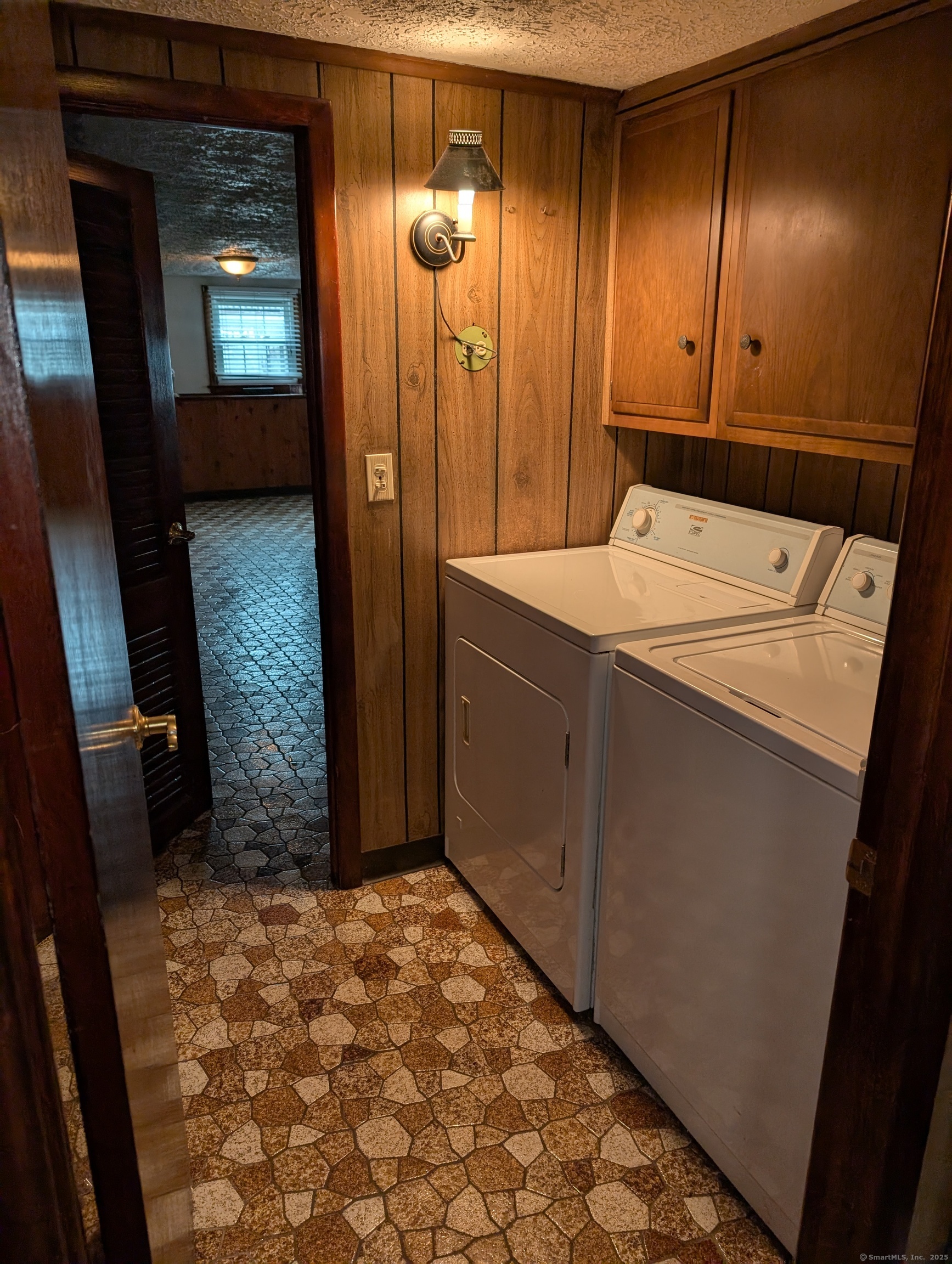 137 Cosey Beach Road, East Haven, Connecticut image 36
