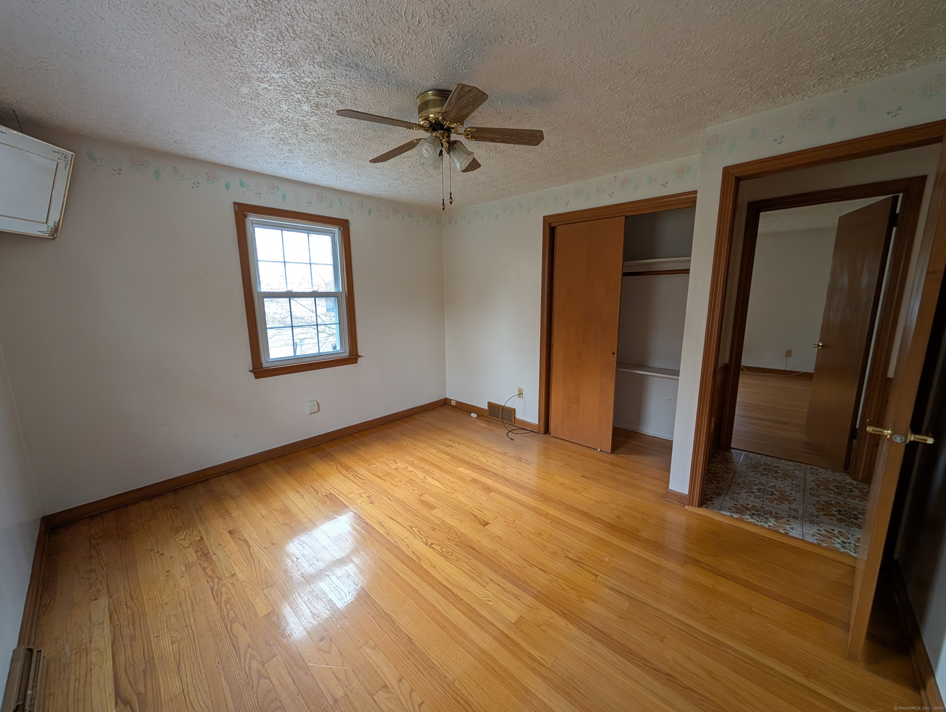 137 Cosey Beach Road, East Haven, Connecticut image 10