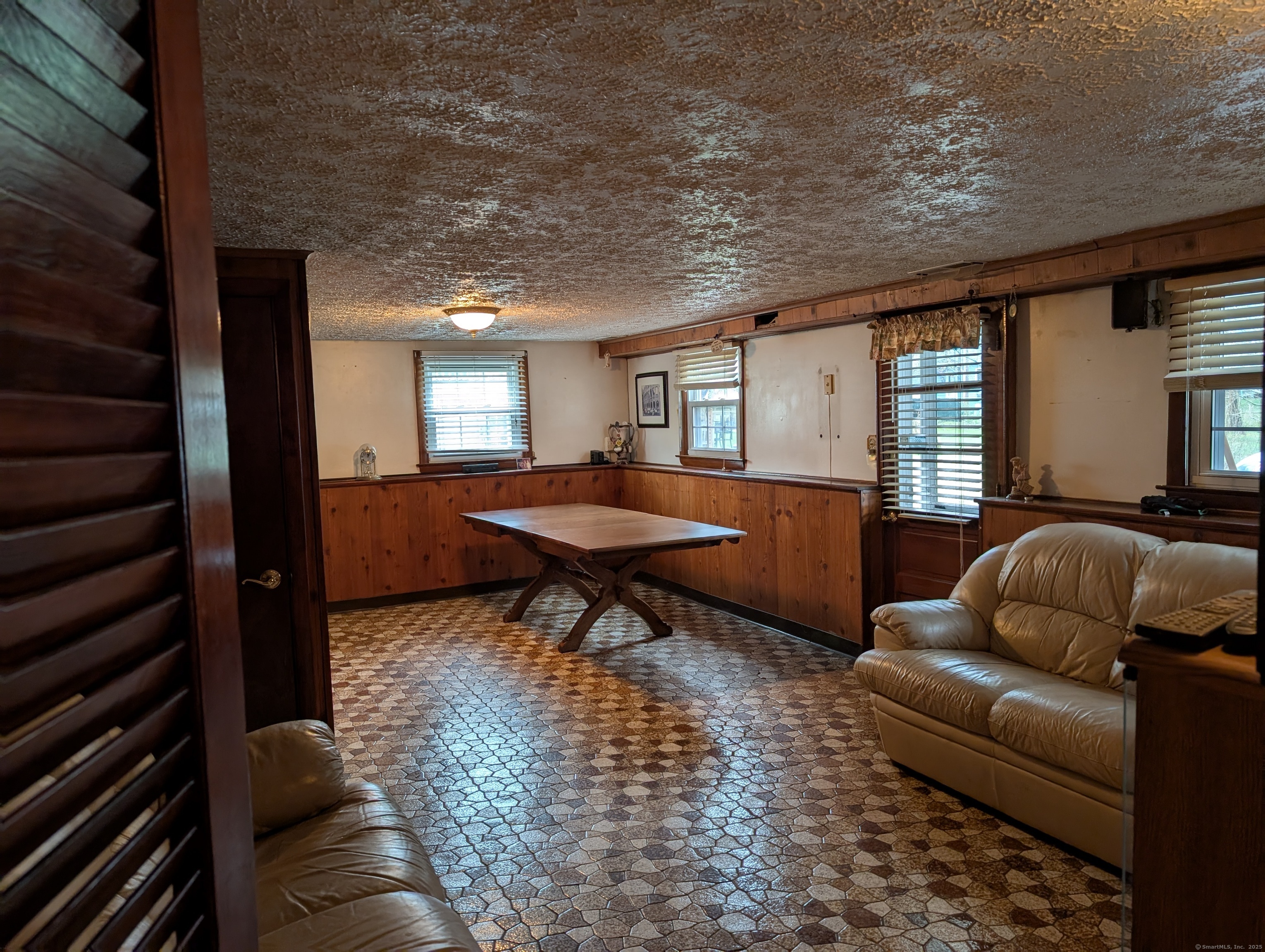 137 Cosey Beach Road, East Haven, Connecticut image 21