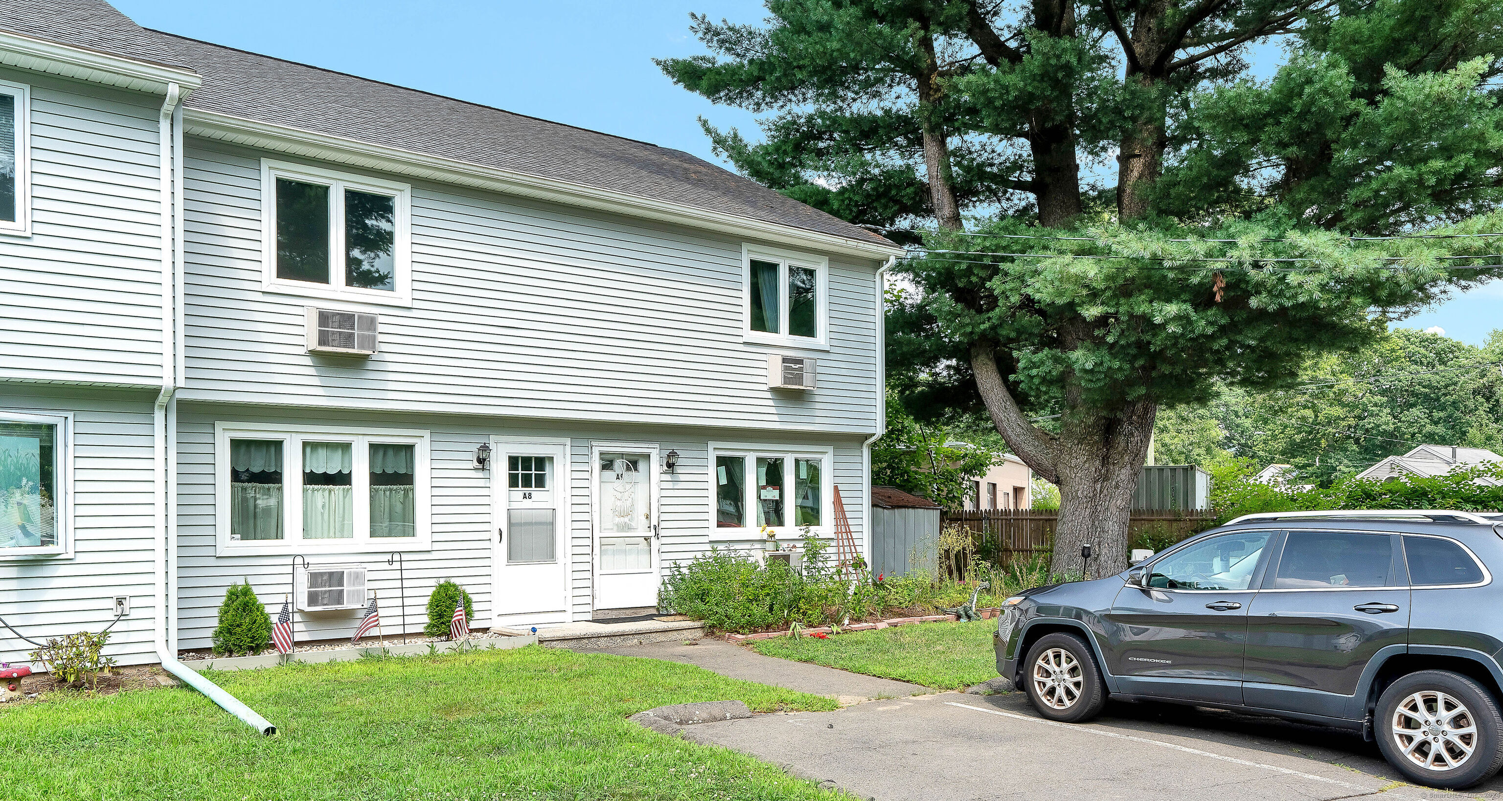 View Plainville, CT 06062 townhome