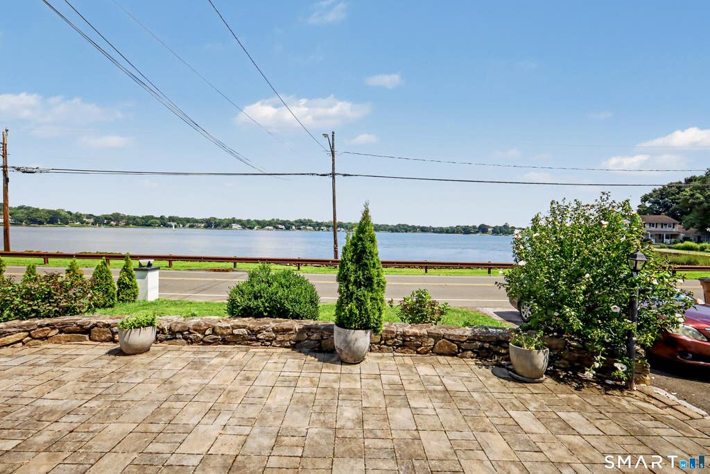 Photo of 303 Weed Avenue, Stamford, CT 06902 (MLS # 24200534)