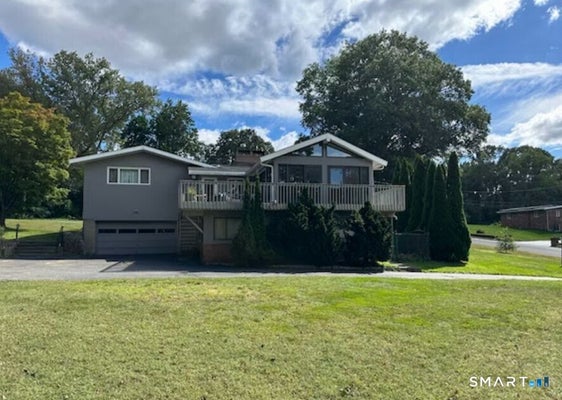 25 OAKRIDGE RD, TRUMBULL, CT 06611 - Image 2ee3adb32baefefc2fe523f8111cd64c/3630037209